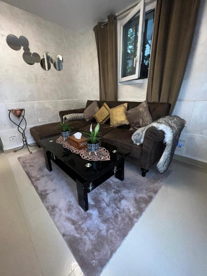 Appartement A 10 Minutes Du Stade De France Saint-Denis  Exteriör bild